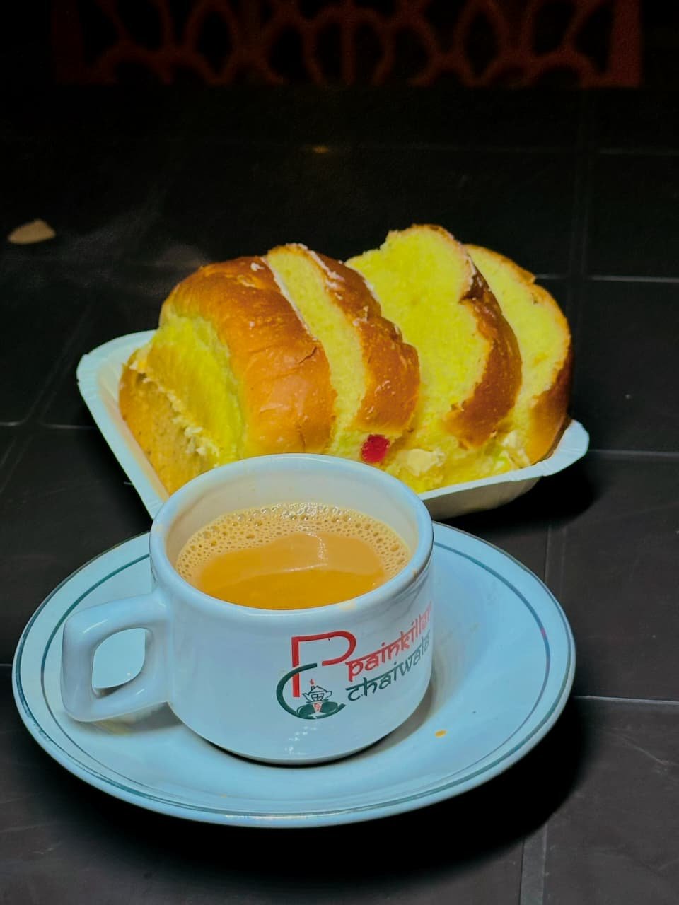 Bun Maska with Chai